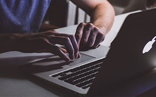 3500万错失+40万锁死！离谱操作，利物浦困局谁解？